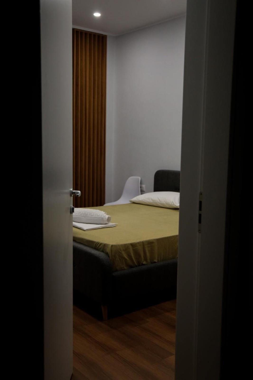 Be Solei Studio Apartments Sol 2 Tirana Exterior foto